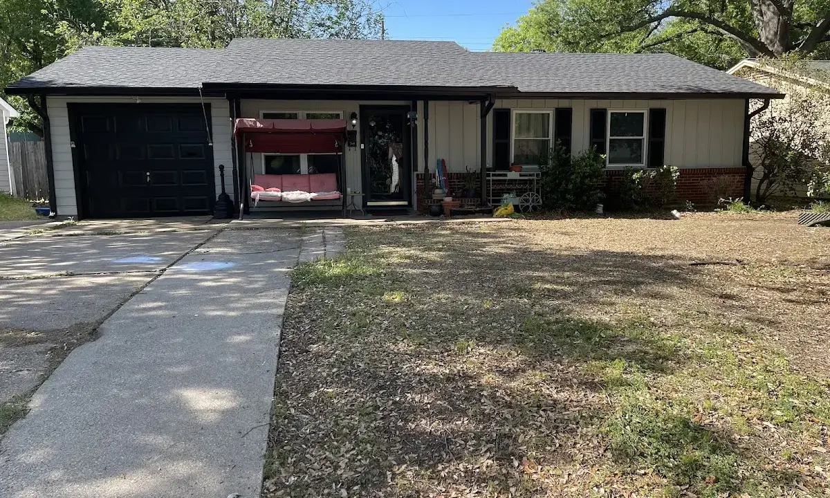 Soffit & Fascia Repair crew at work on a residential roof in Lithia Springs
